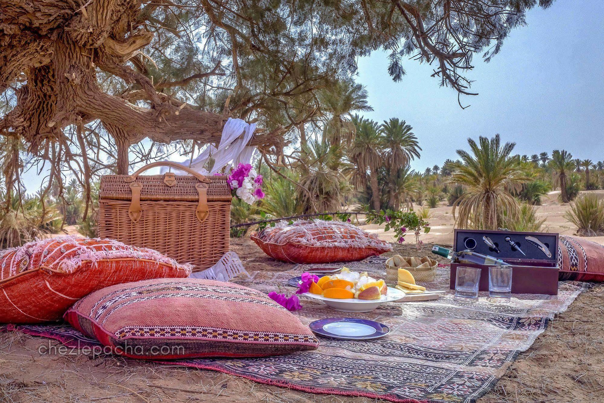 Chez Le Pacha Hotel M'Hamid Bagian luar foto