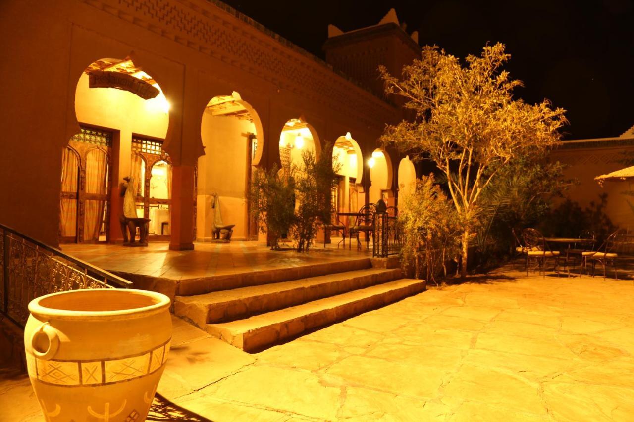 Chez Le Pacha Hotel M'Hamid Bagian luar foto